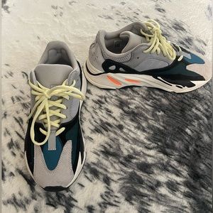 2017 Yeezy Boost 700 ‘Wave Runner’